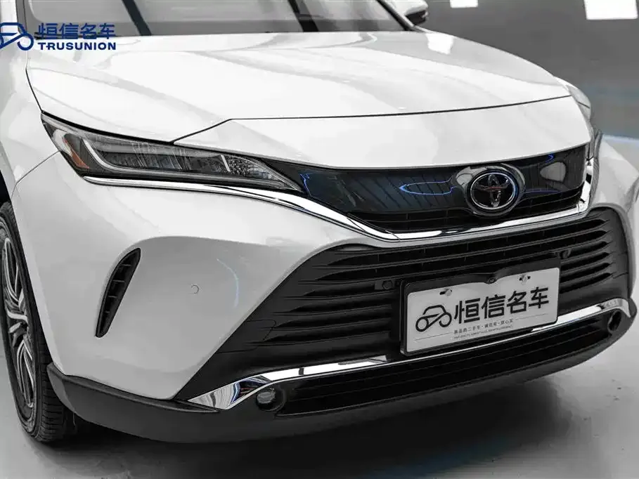 Toyota Harrier — фото 10