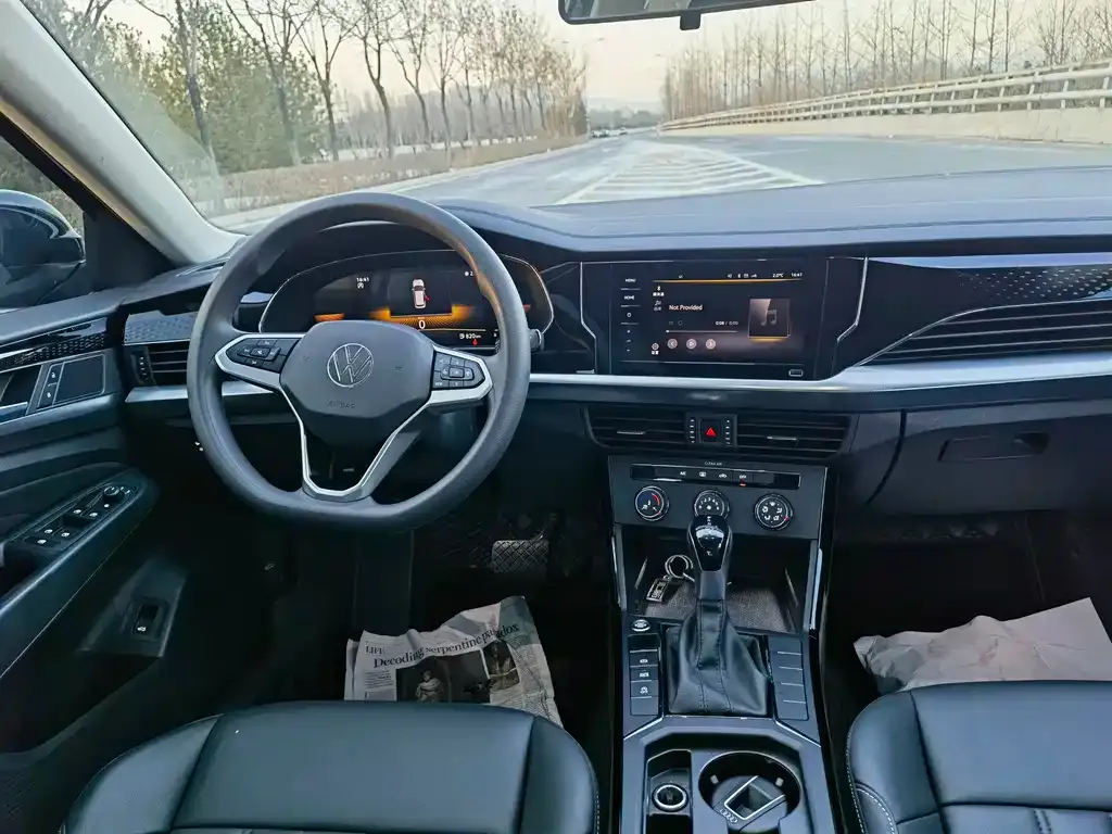 Volkswagen Passat — фото 7