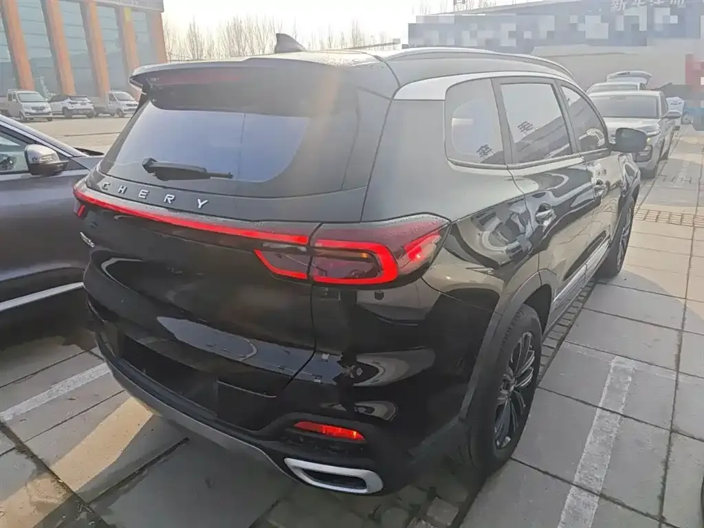 Chery Tiggo 8 — фото 2