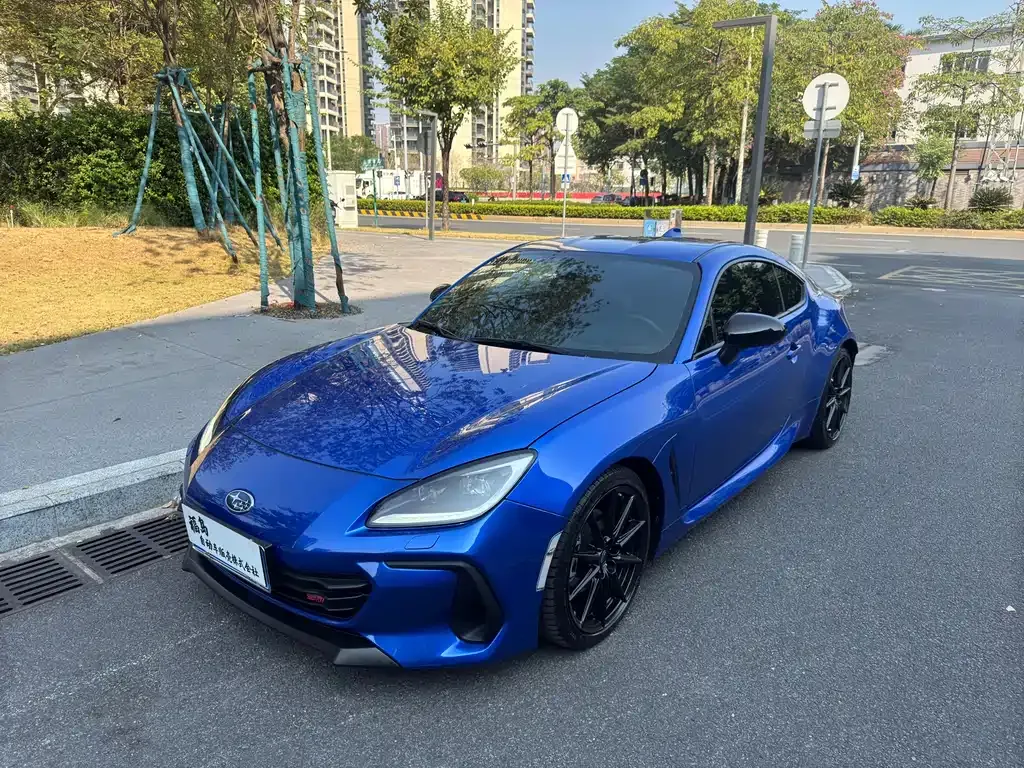Subaru BRZ — фото 1