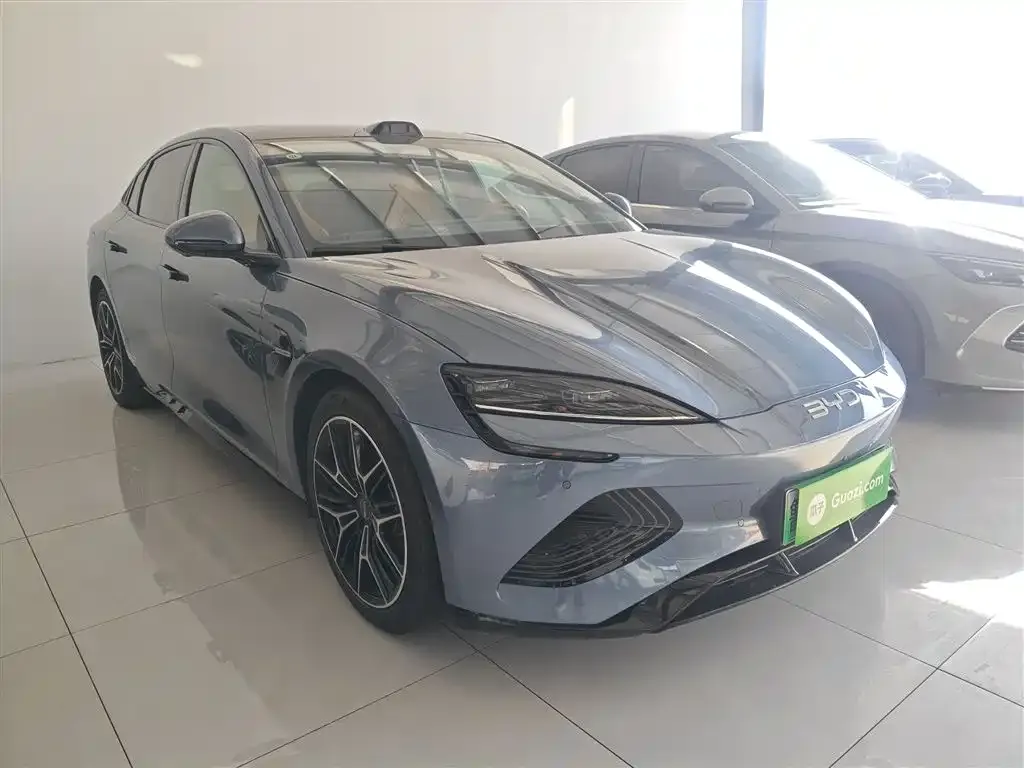 BYD Seal — фото 2