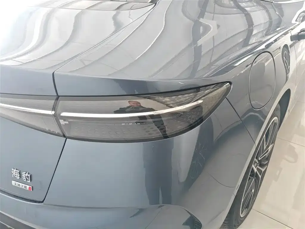 BYD Seal — фото 4