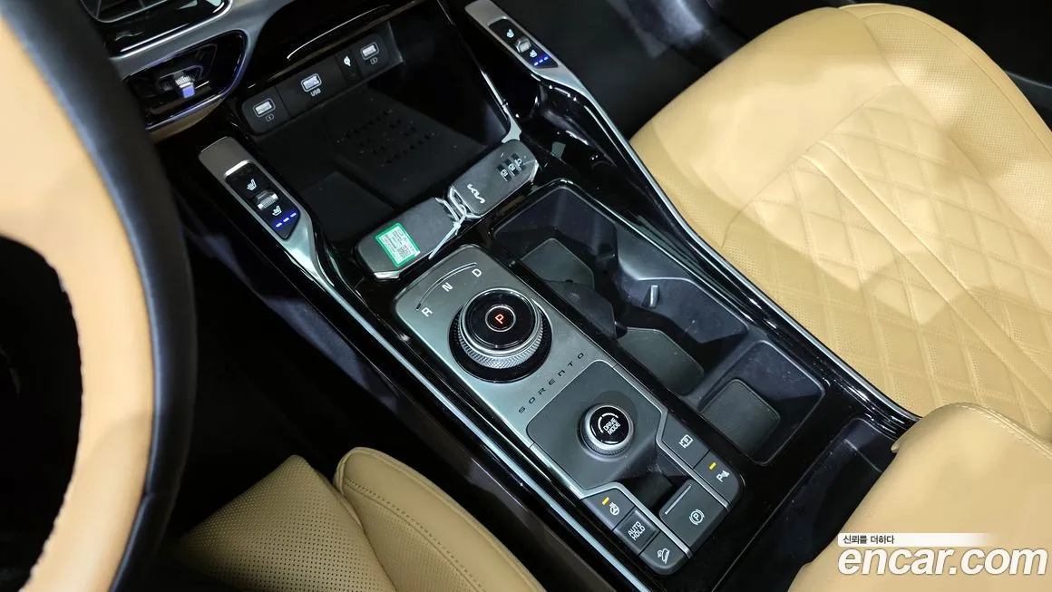 Kia Sorento — фото 9