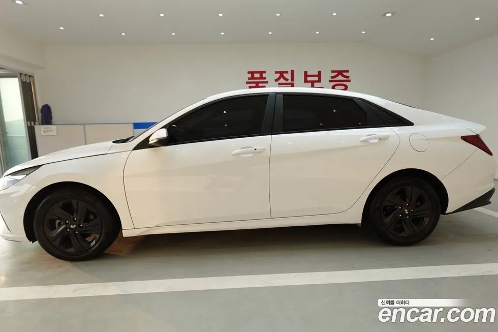 Hyundai AVANTE — фото 8