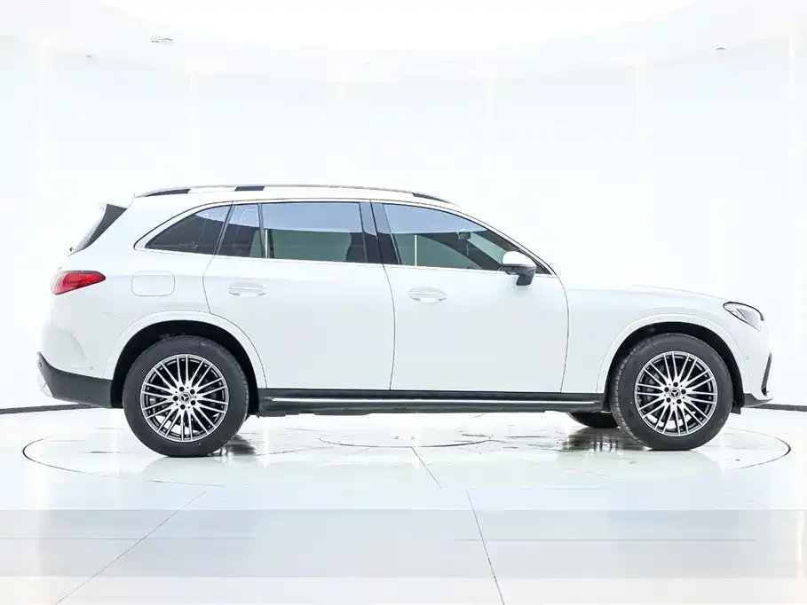 Mercedes-Benz GLC — фото 10