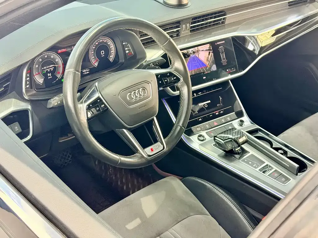 Audi A6L — фото 9