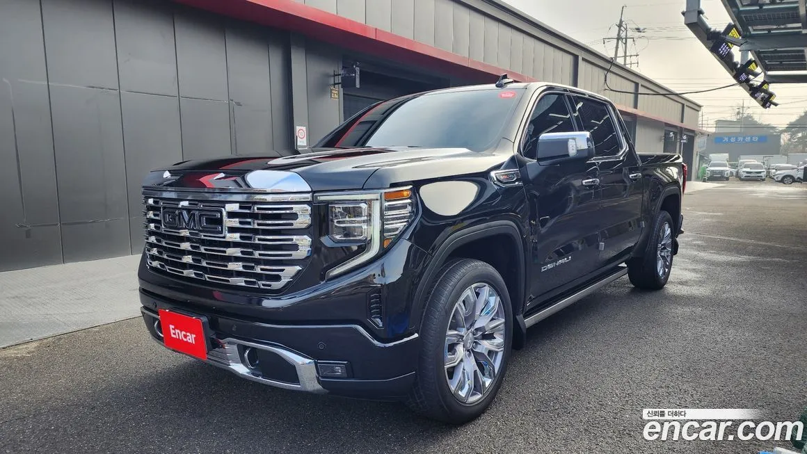 GMC Sierra — фото 1
