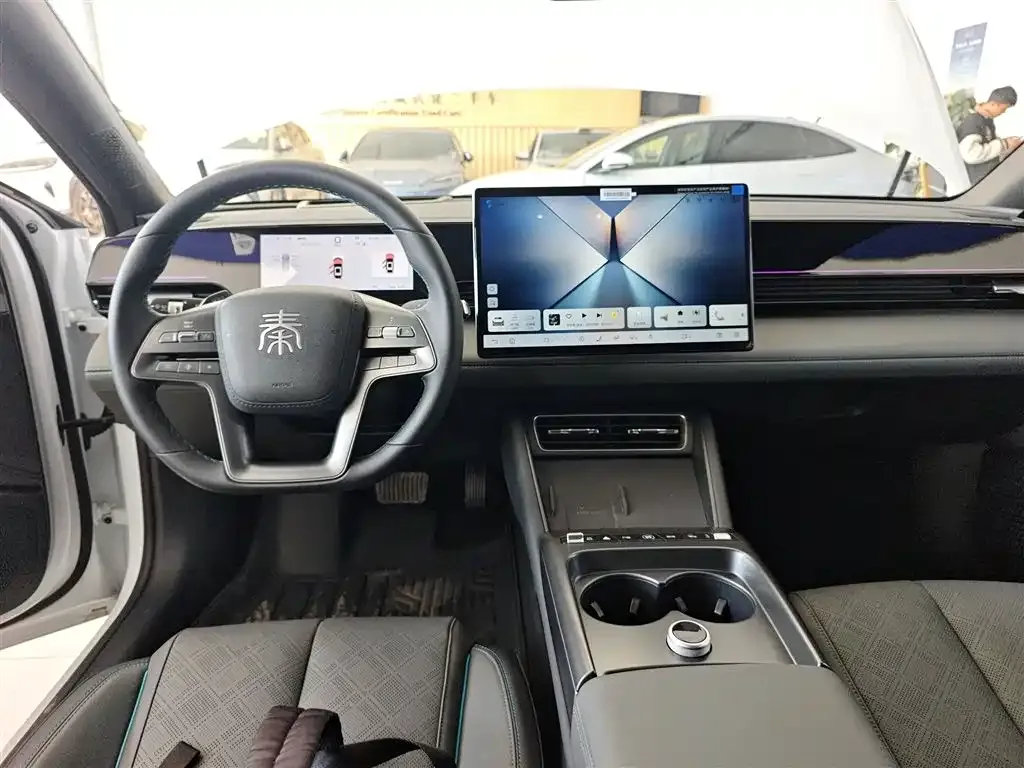 BYD Qin L — фото 7