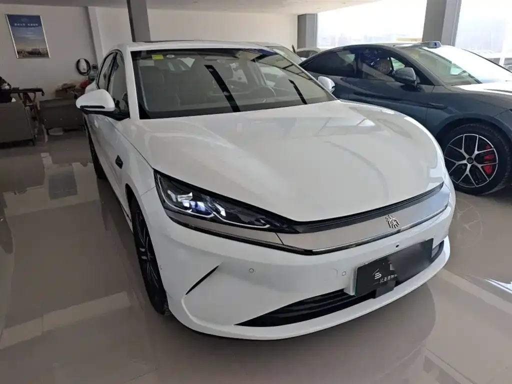 BYD Qin L — фото 5