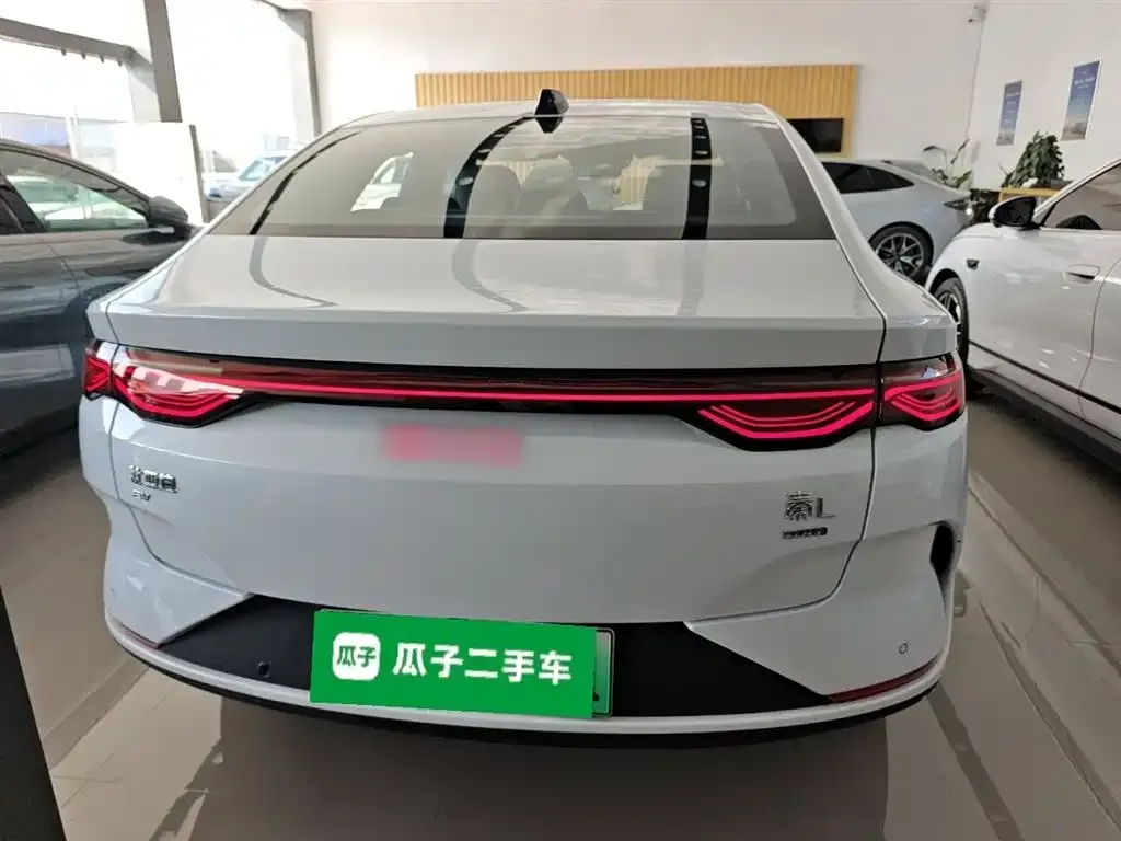 BYD Qin L — фото 4