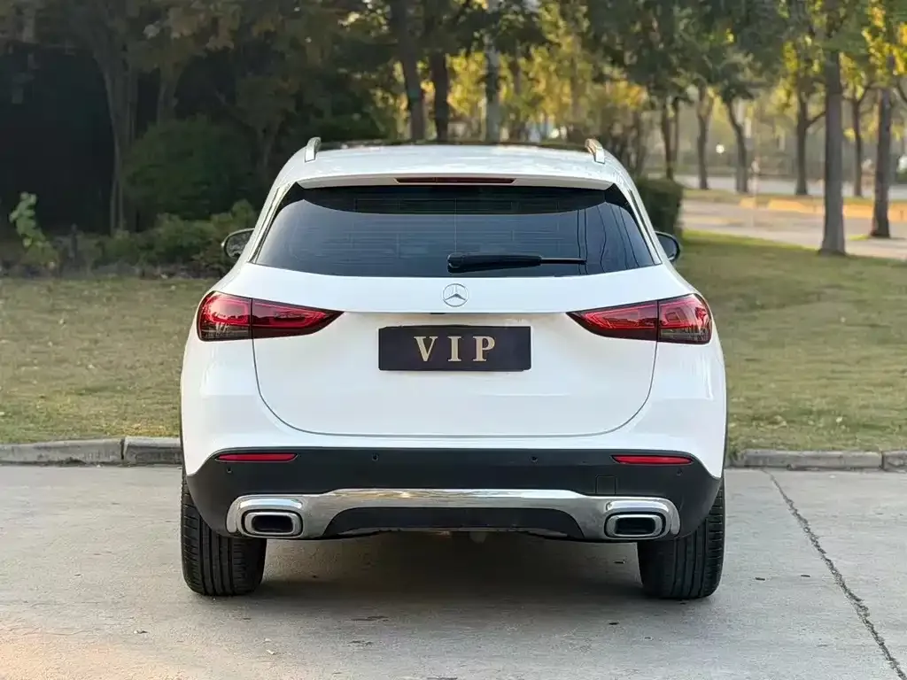 Mercedes-Benz GLA — фото 8