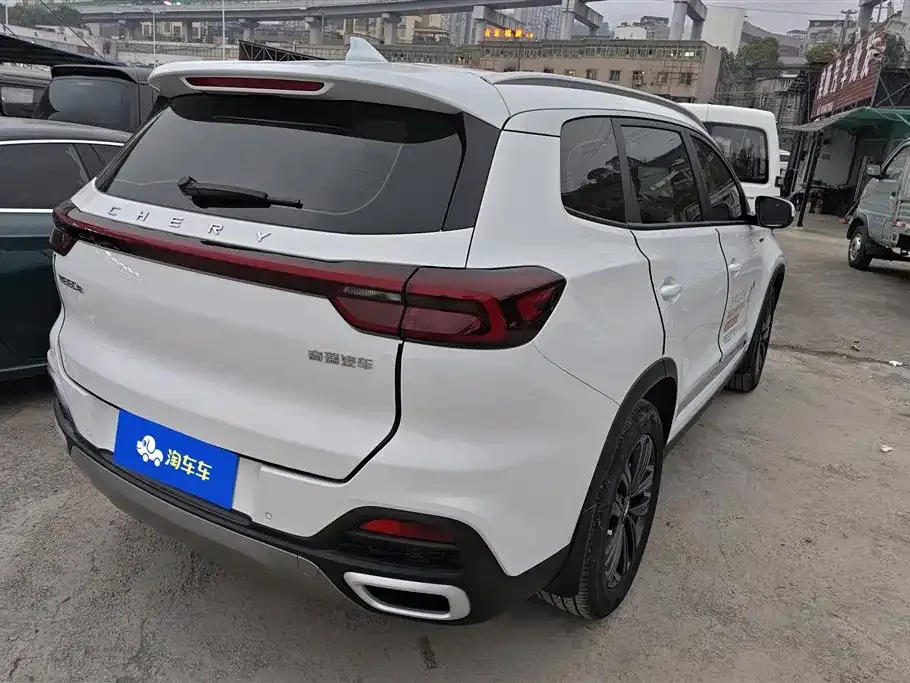 Chery Tiggo 8 — фото 3
