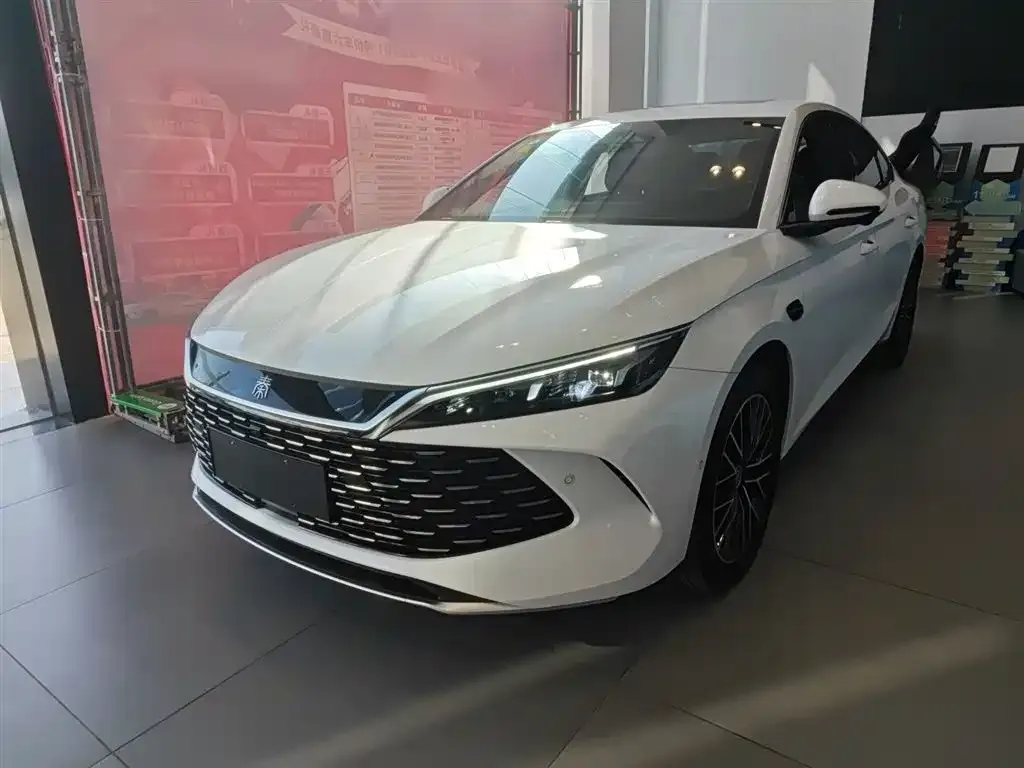 BYD Qin L — фото 1