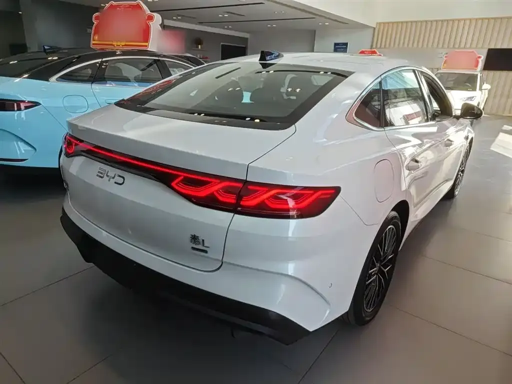 BYD Qin L — фото 10