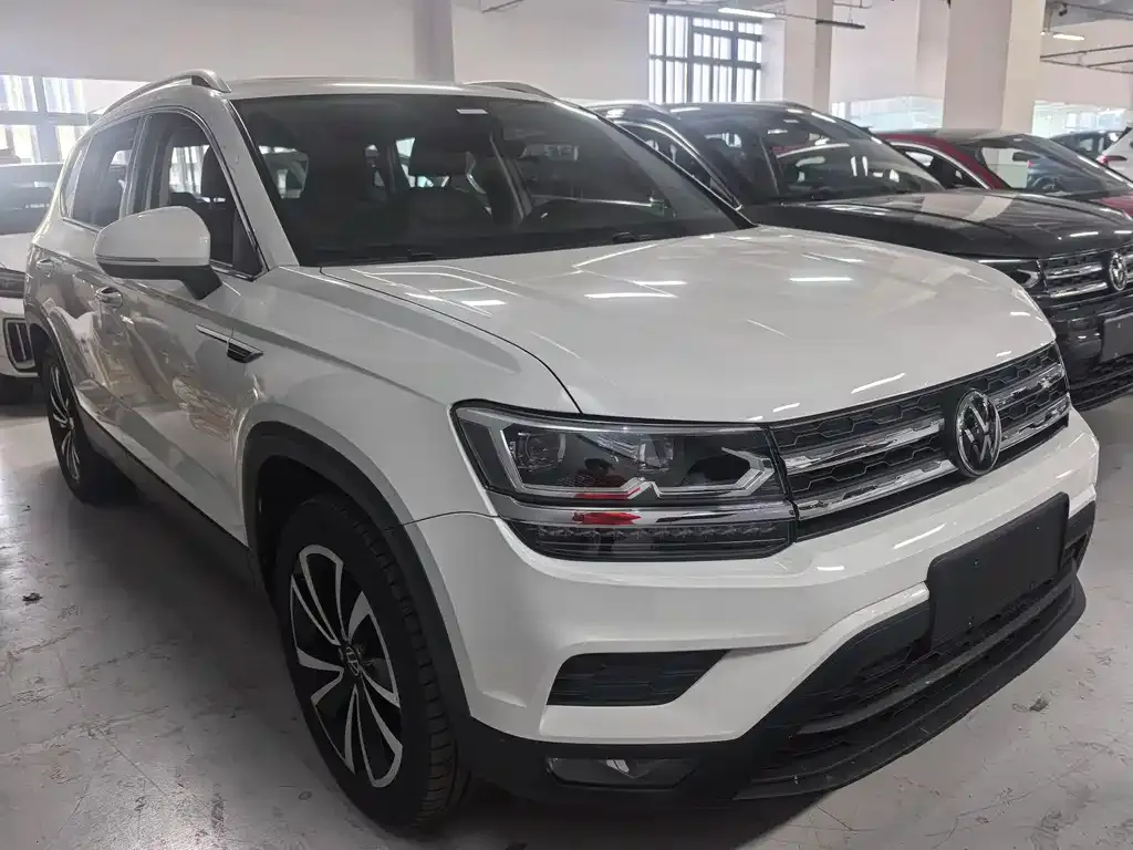 Volkswagen Tharu — фото 6