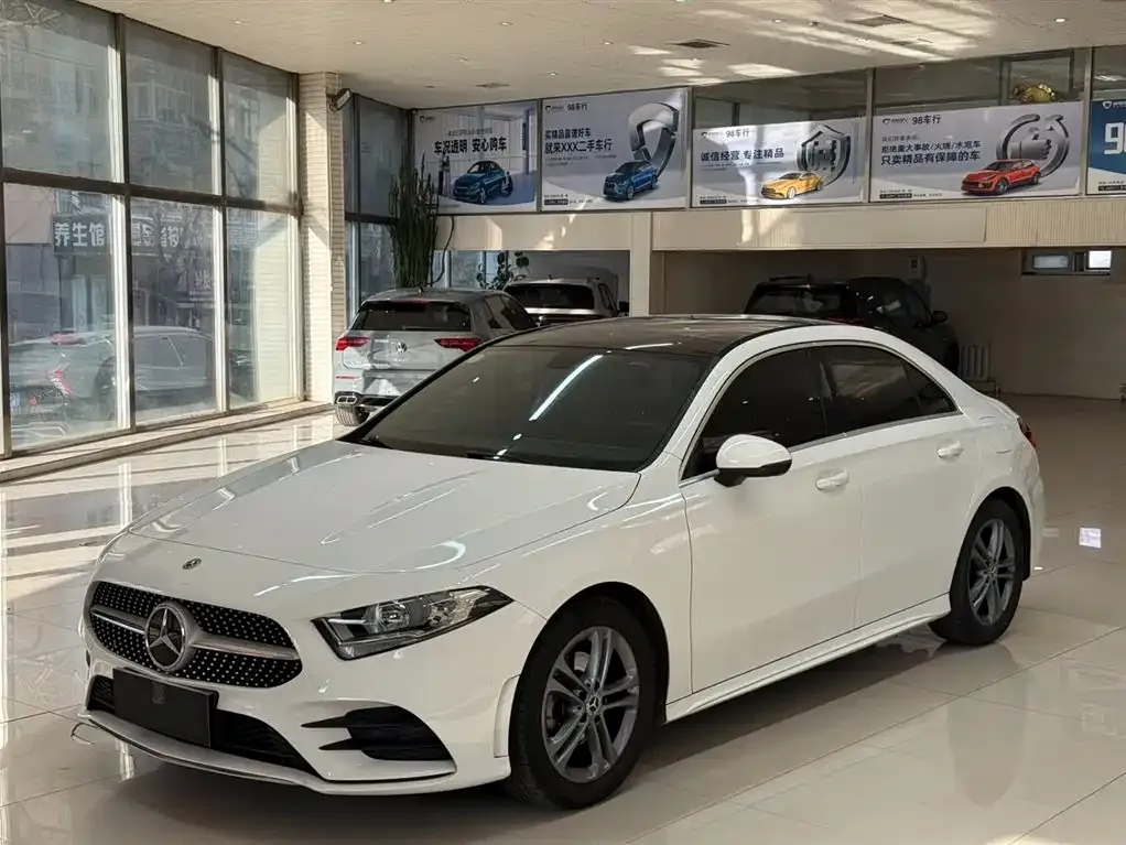 Mercedes-Benz A-Class — фото 1