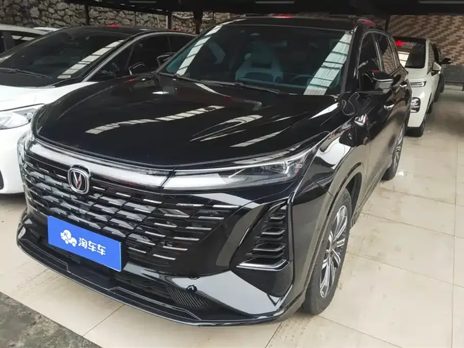 Changan CS75PLUS — фото 1