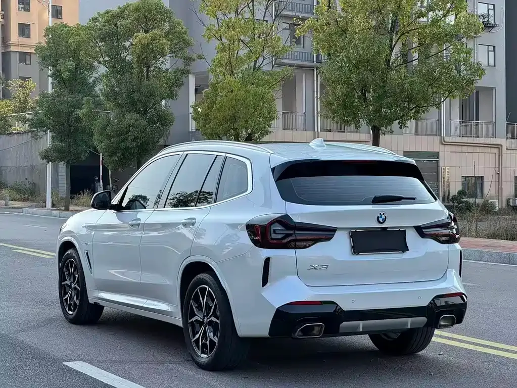 BMW X3 — фото 10