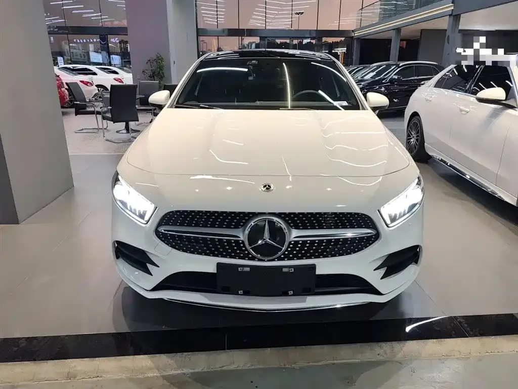 Mercedes-Benz A-Class — фото 10