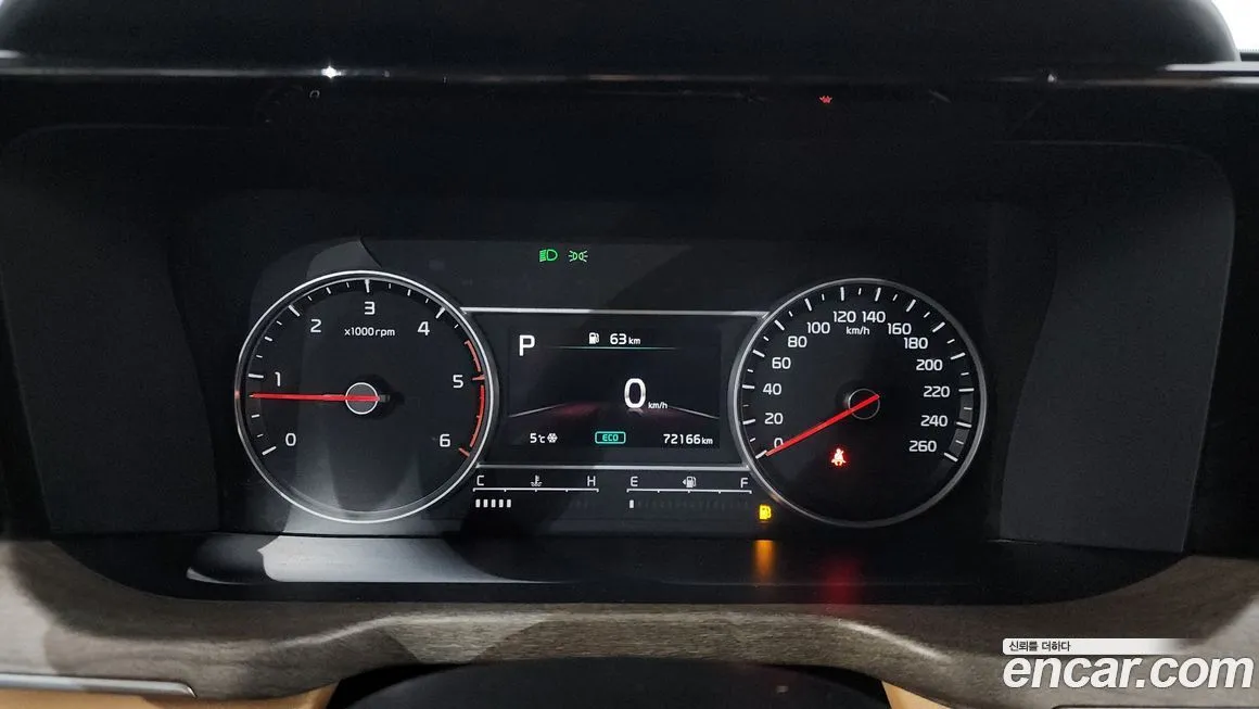 Kia Sorento — фото 5