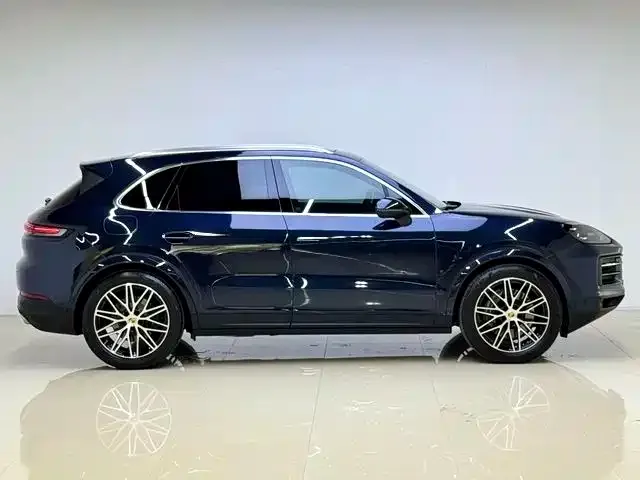 Porsche Cayenne — фото 9