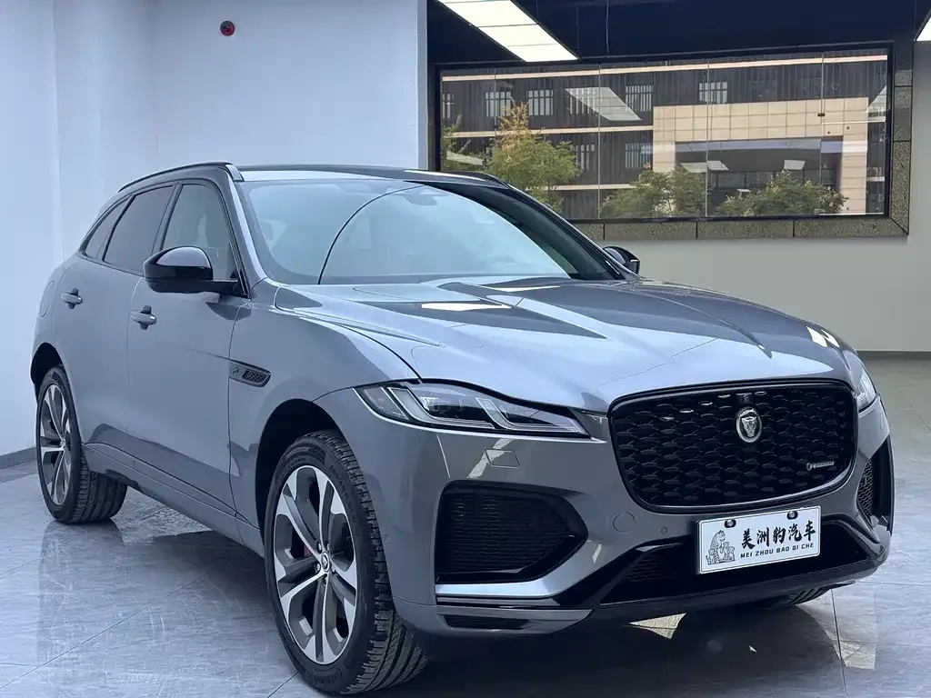 Jaguar F-PACE — фото 4