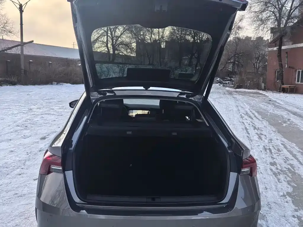Skoda Octavia — фото 9