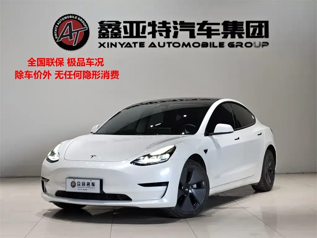 Tesla Model 3 — фото 1