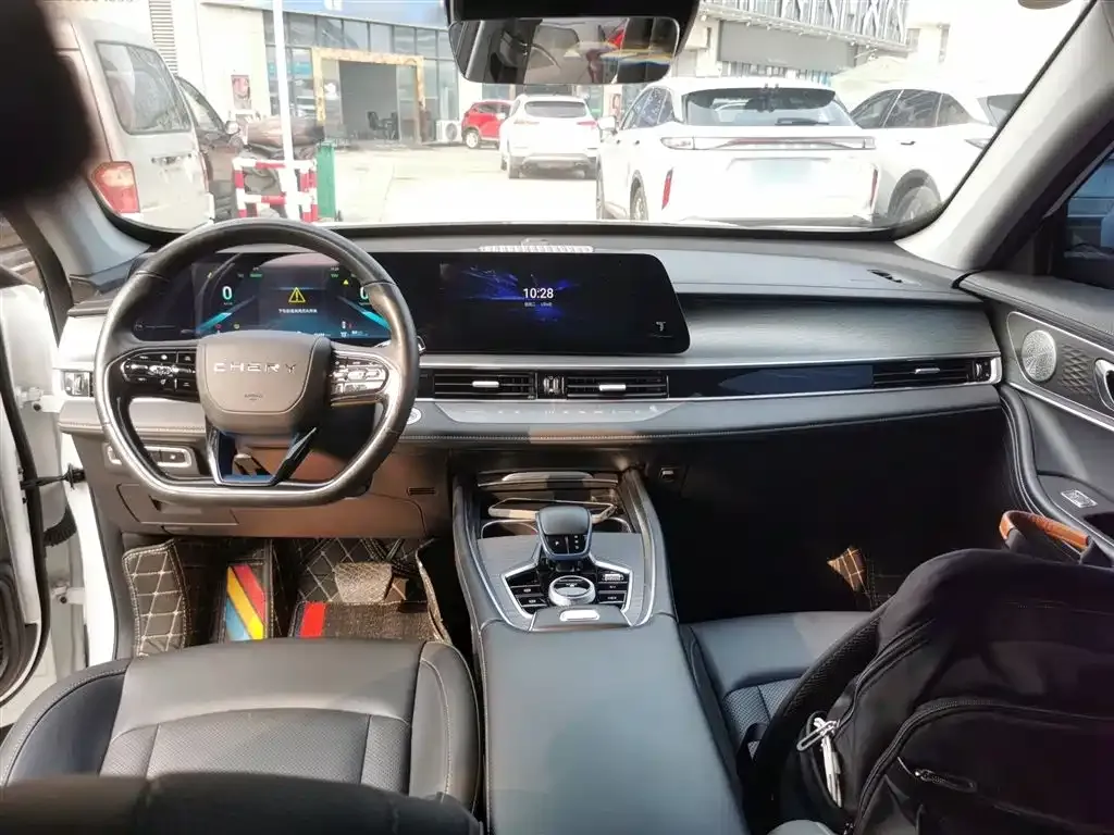 Chery Tiggo 8 PRO NEV — фото 10