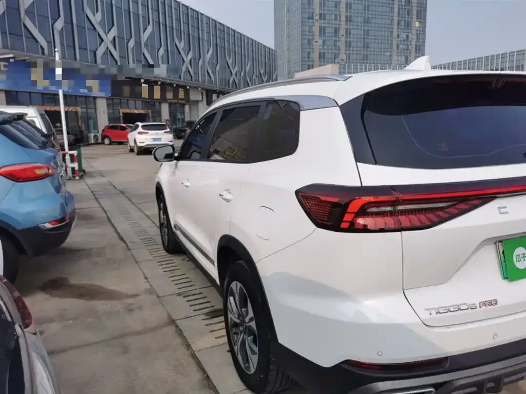 Chery Tiggo 8 PRO NEV — фото 5