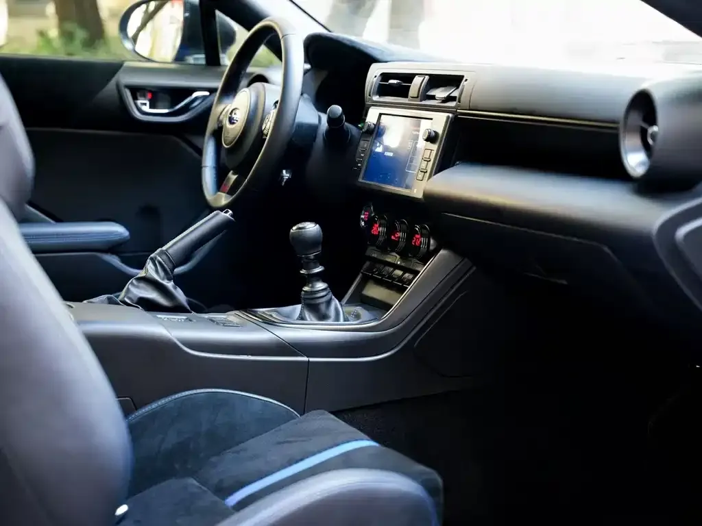 Subaru BRZ — фото 3