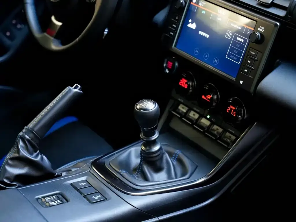 Subaru BRZ — фото 5