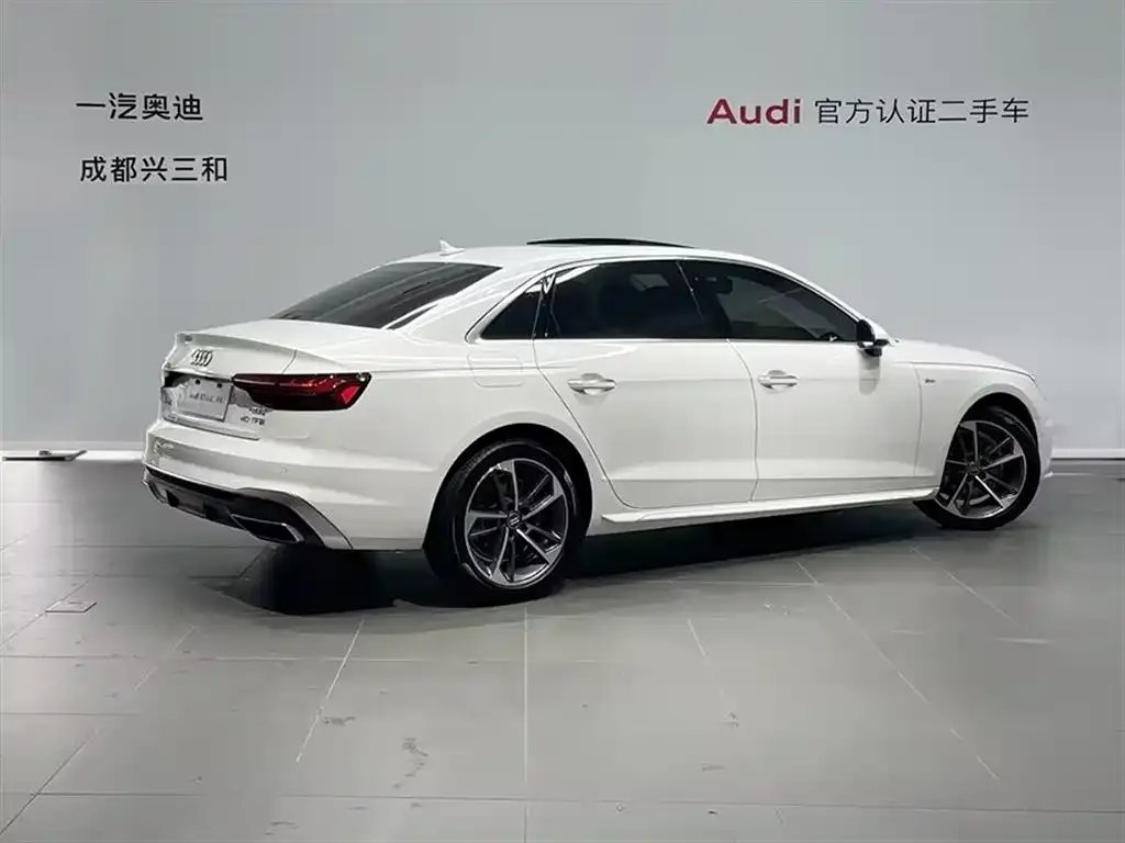 Audi A4L — фото 4