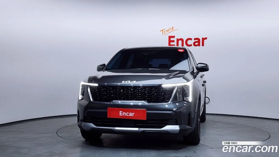 Kia Sorento — фото 8