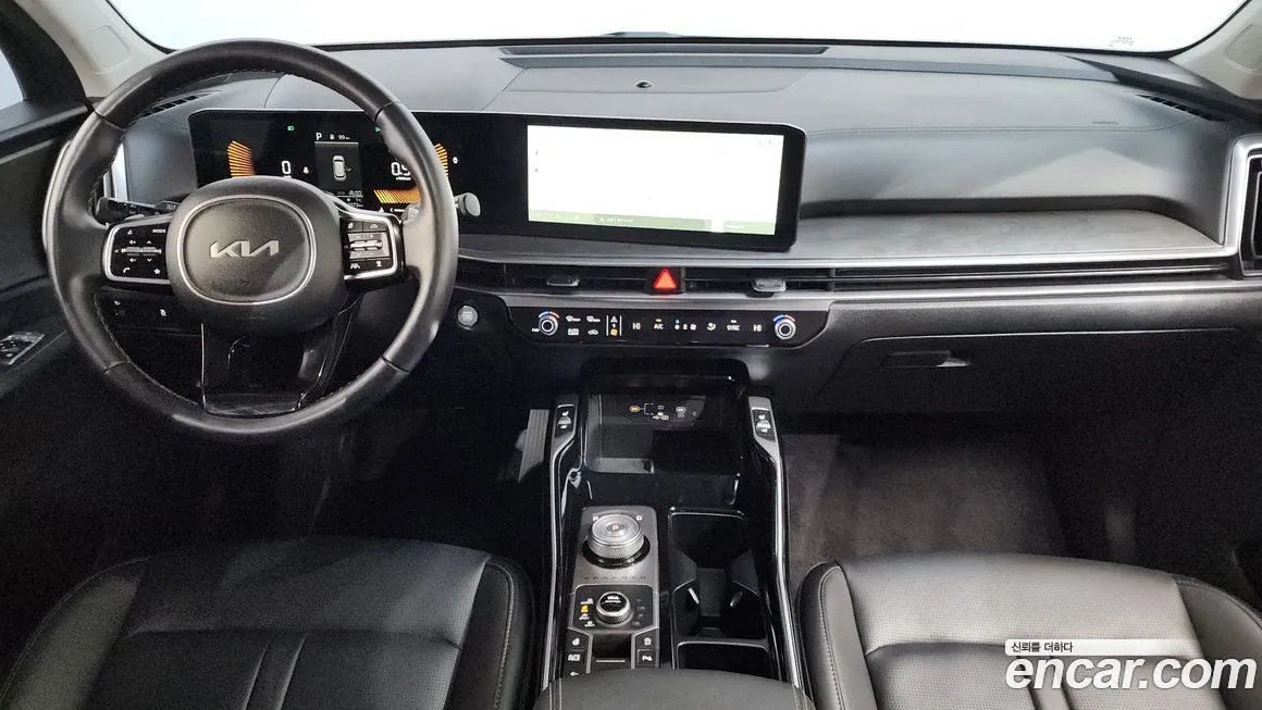 Kia Sorento — фото 10