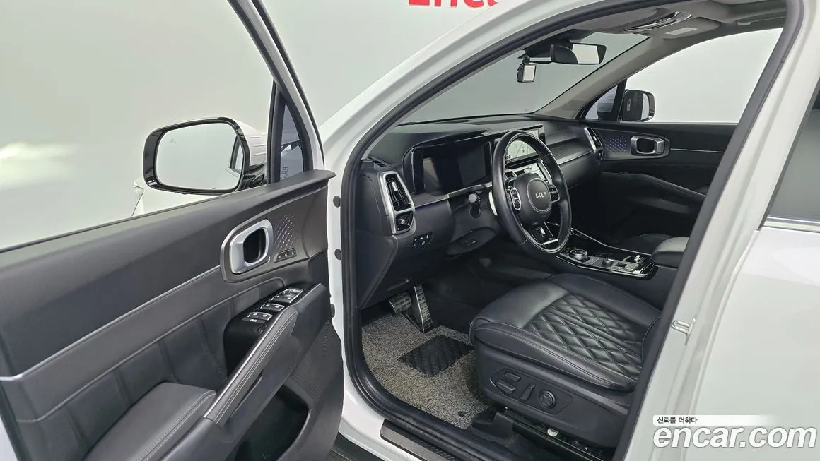 Kia Sorento — фото 7