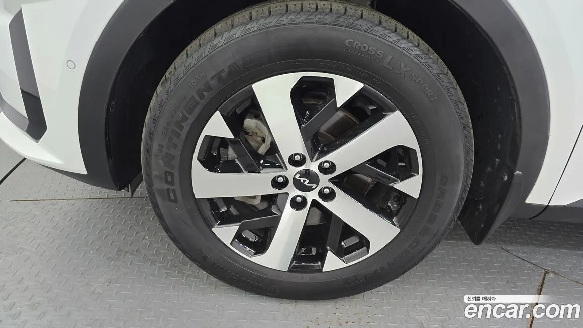 Kia Sorento — фото 8