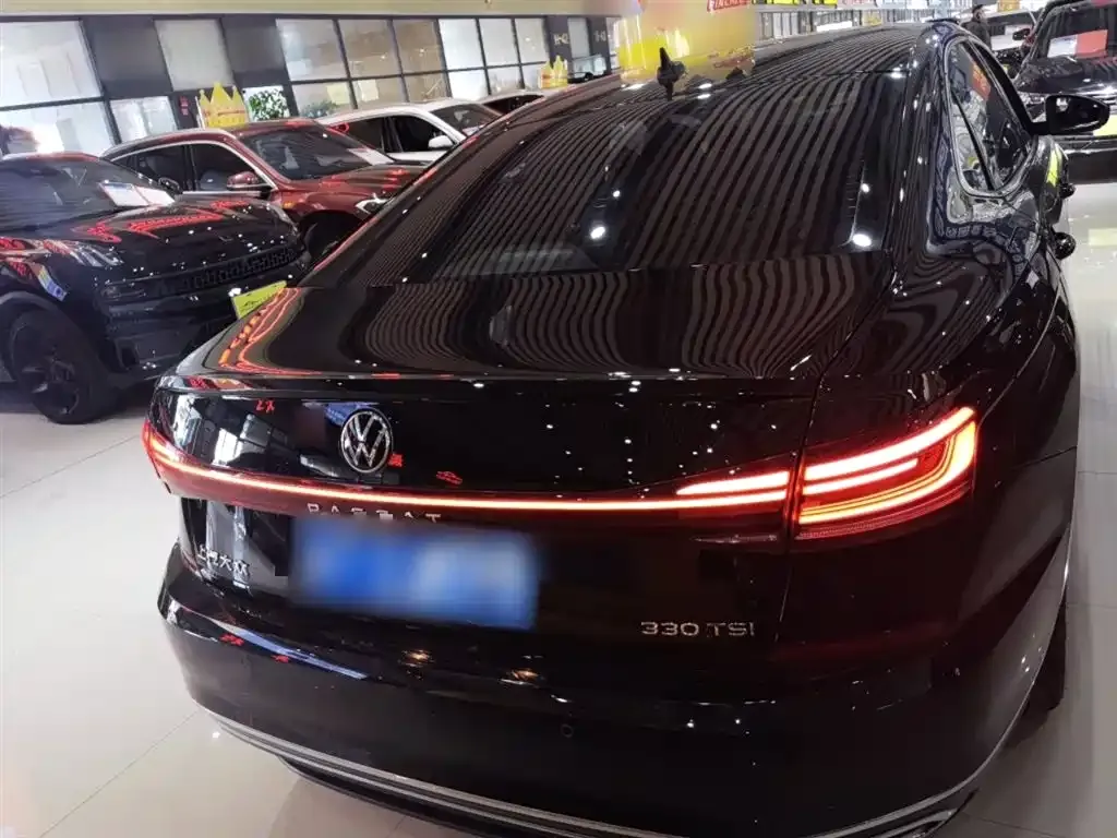 Volkswagen Passat — фото 4