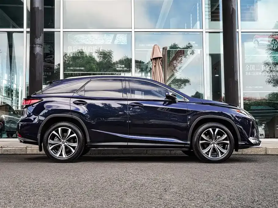Lexus RX — фото 7