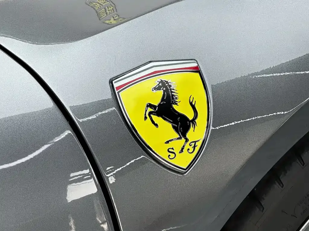 Ferrari SF90 — фото 10
