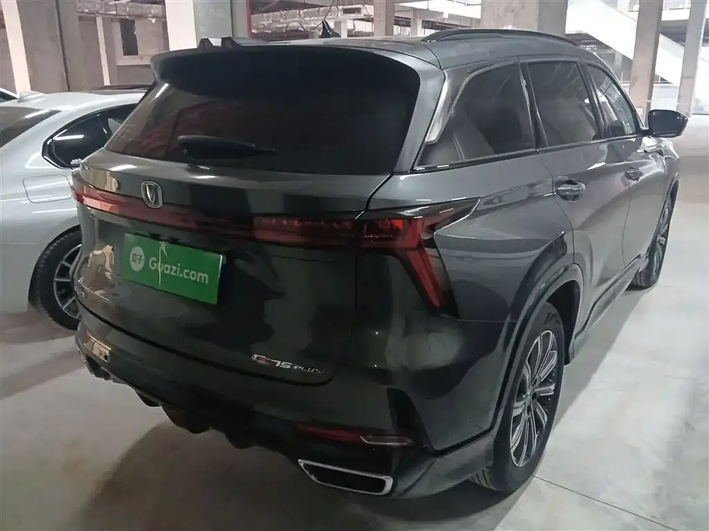 Changan CS75PLUS — фото 3