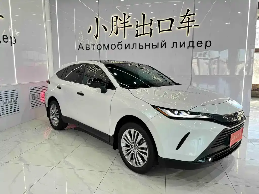 Toyota Harrier — фото 2