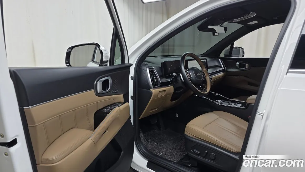 Kia Sorento — фото 7