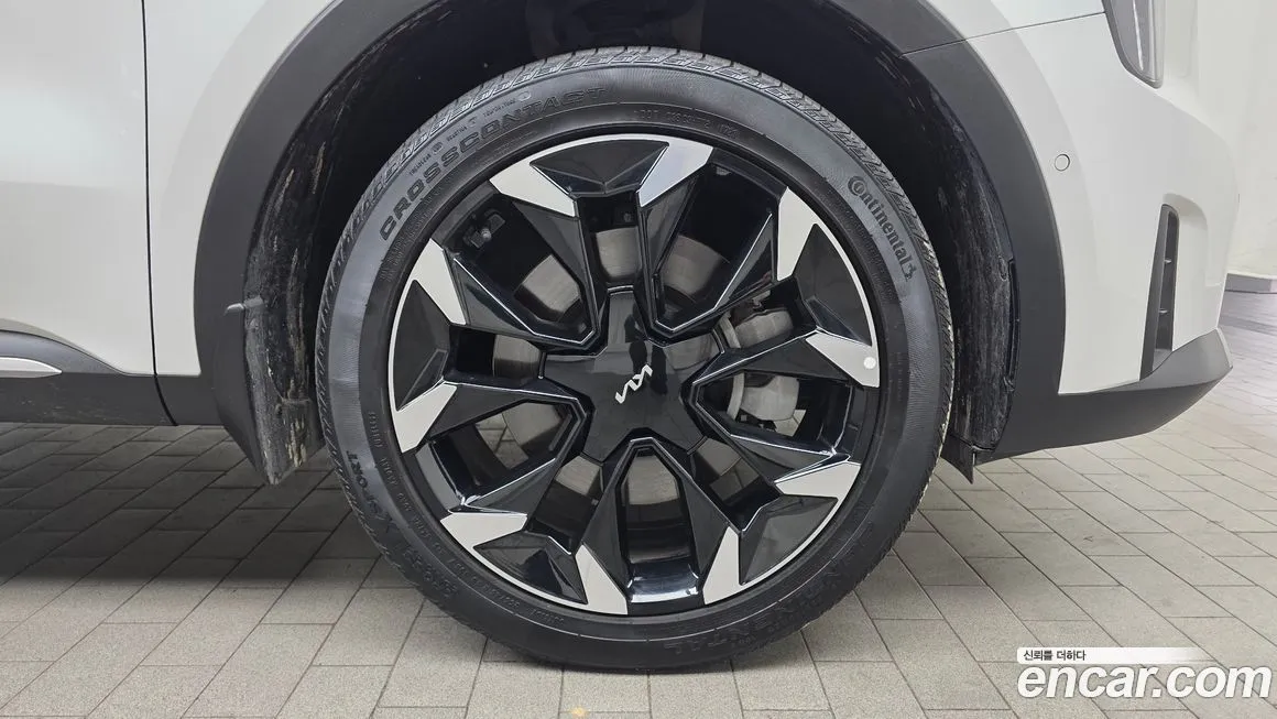 Kia Sorento — фото 5