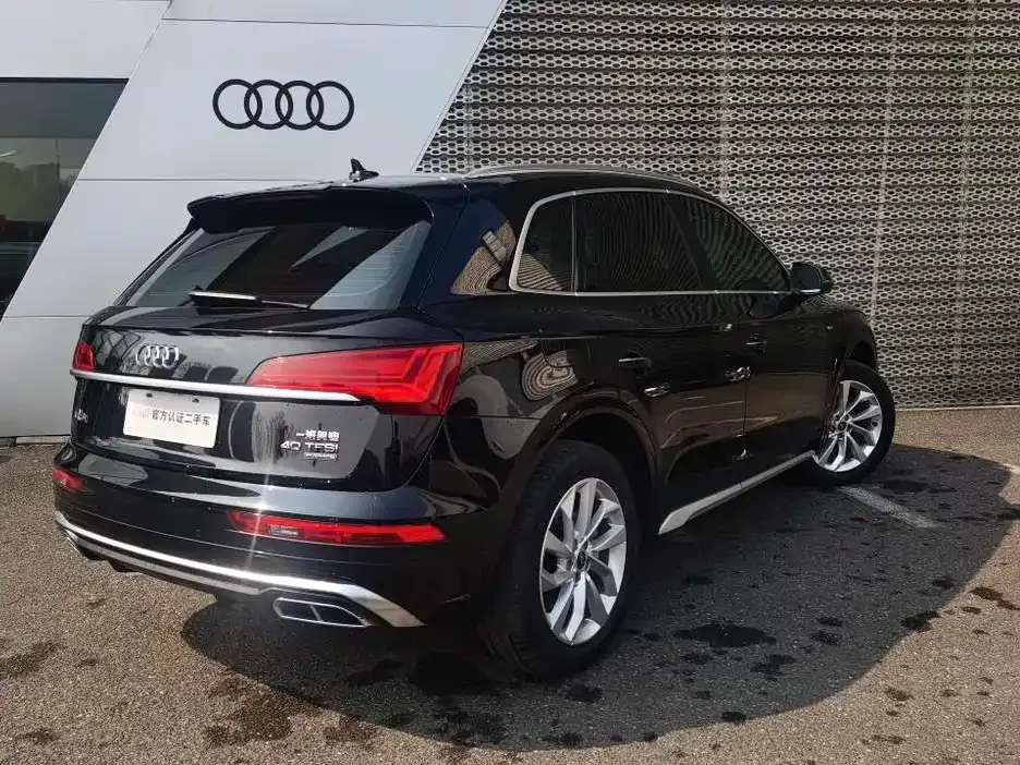 Audi Q5L — фото 7
