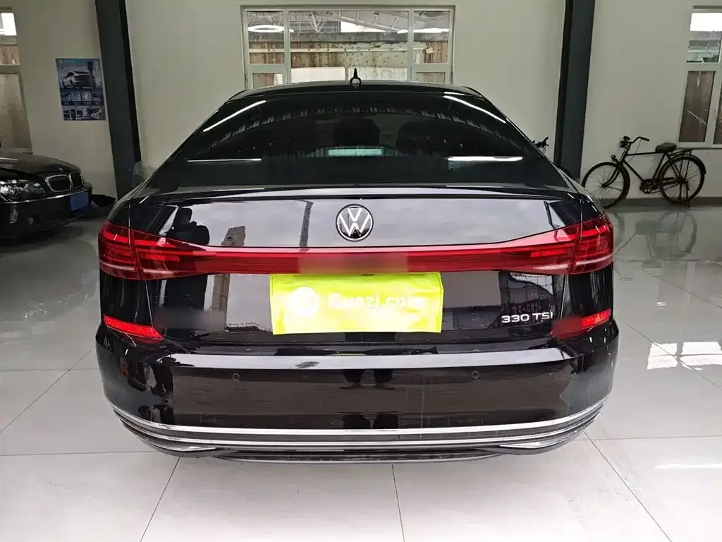 Volkswagen Passat — фото 7