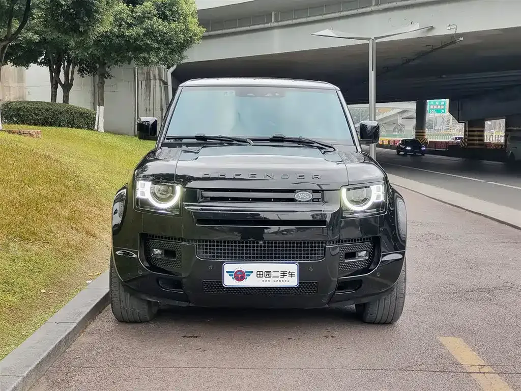 Land Rover Defender — фото 10