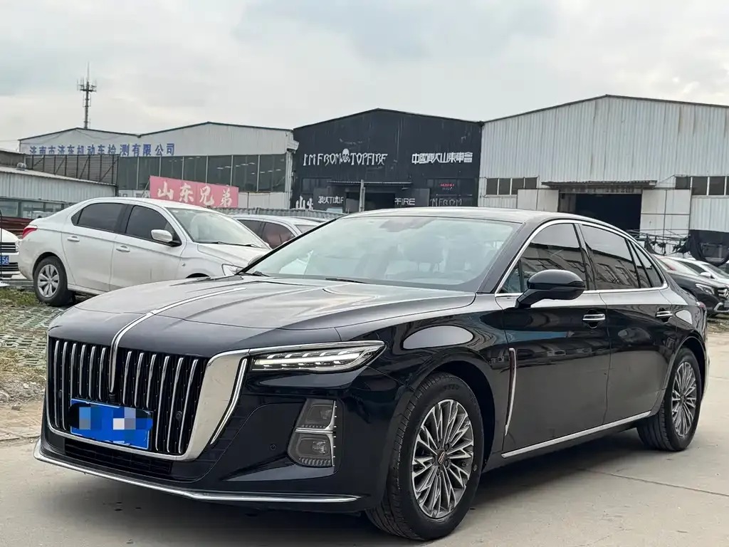 Hongqi H5 — фото 1