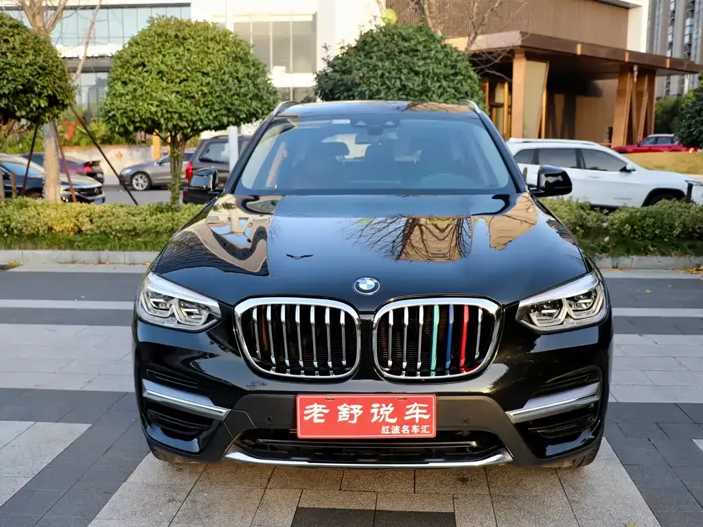 BMW X3 — фото 9