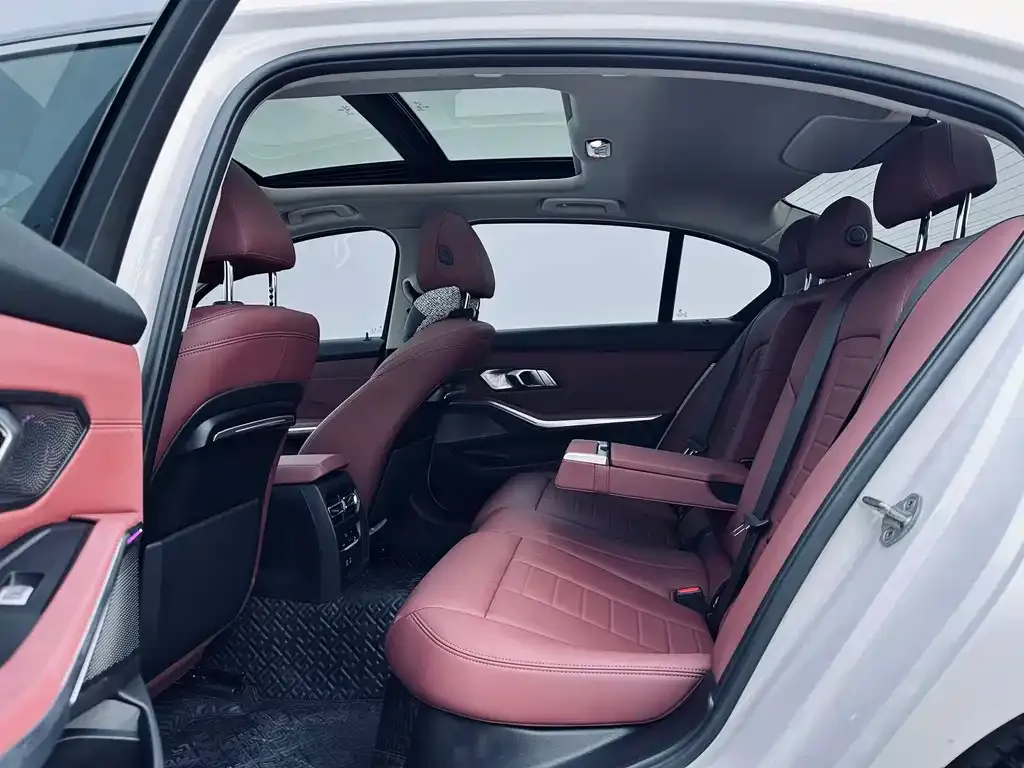BMW 3 Series — фото 10